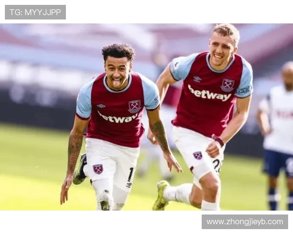 塞维利亚入局！齐尔克泽争夺战升温，西汉姆埃弗顿求租